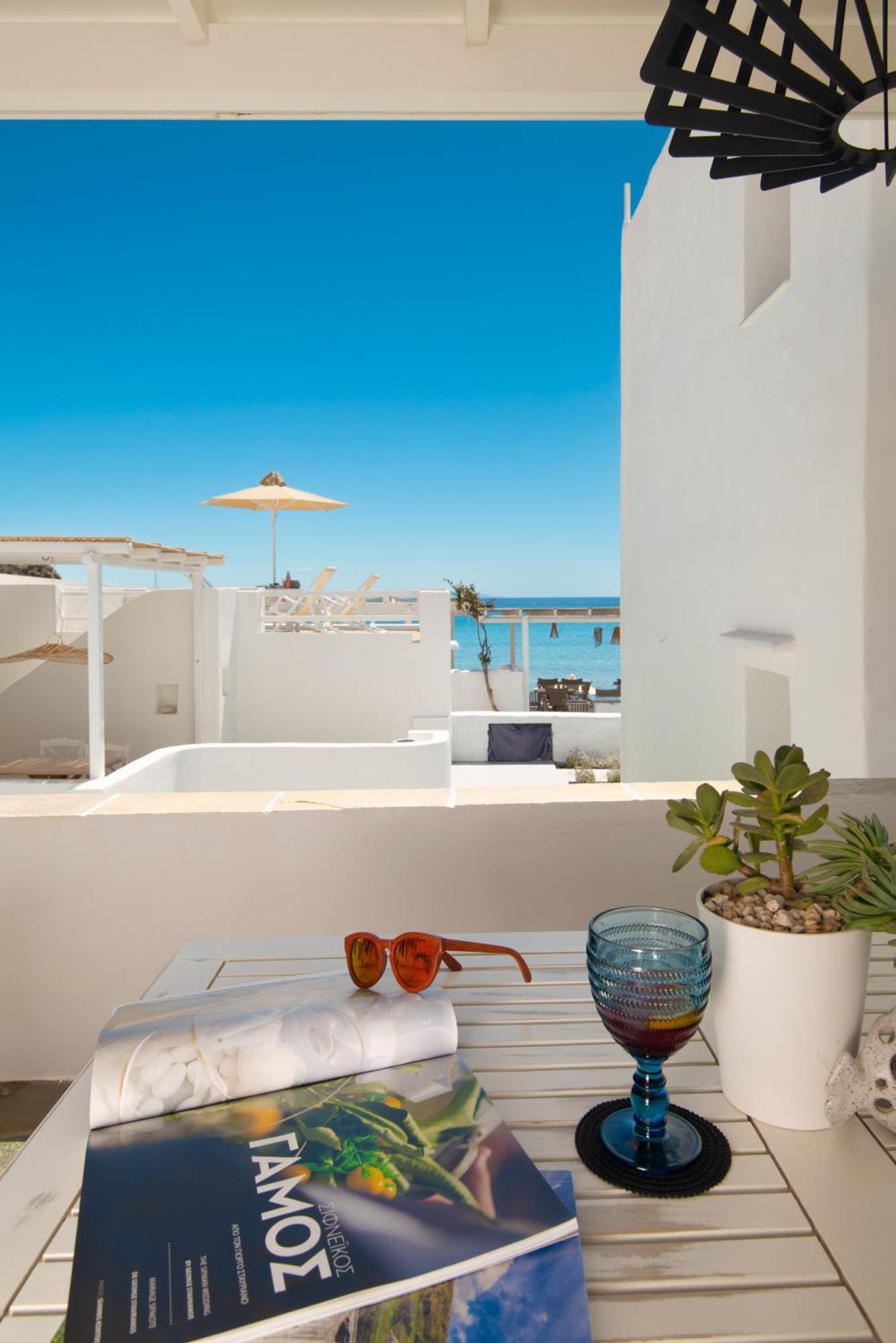 Miles Away Luxury Apartments Platis Gialos  Kültér fotó